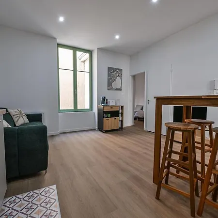 Calm & Cure - Proximity To Thermal Baths Vichy