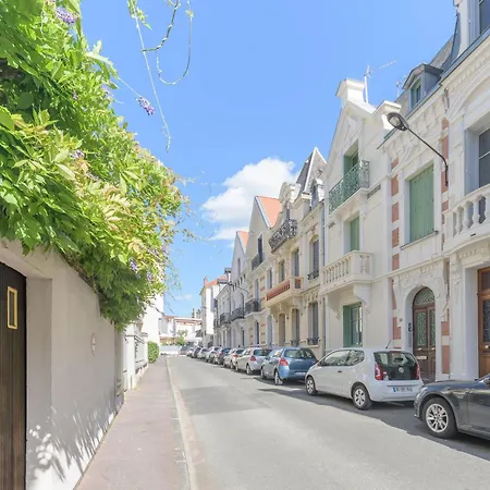 Rue De La Paix - Lumineux Proche Des Thermes Apartment